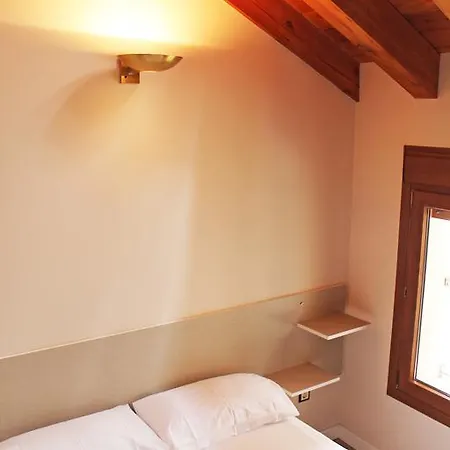 Apartment El Secreto De La Muralla De